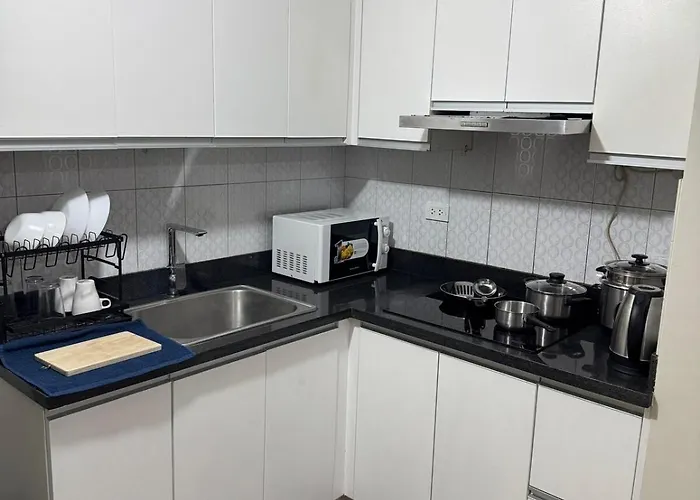 Next Abode 1br At Thebeaconmakati